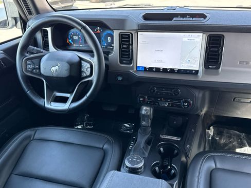 Certified 2025 Ford Bronco Outer Banks AWD/4WD image 21