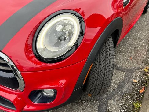 Used 2016 MINI Cooper 2-Door Hardtop FWD image 3