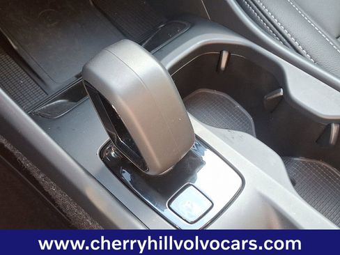 Certified 2025 Volvo XC40 B5 Core w/ Protection Package Premier image 16