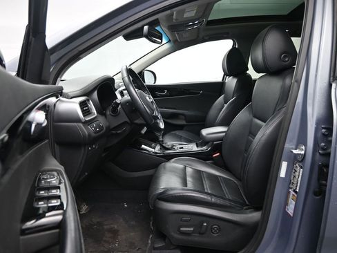 Used 2020 Kia Sorento SX w/ SX LED Lighting Package image 24