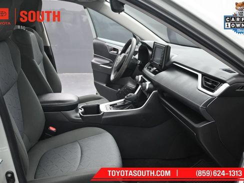Used 2022 Toyota RAV4 XLE w/ Convenience Package AWD/4WD image 31