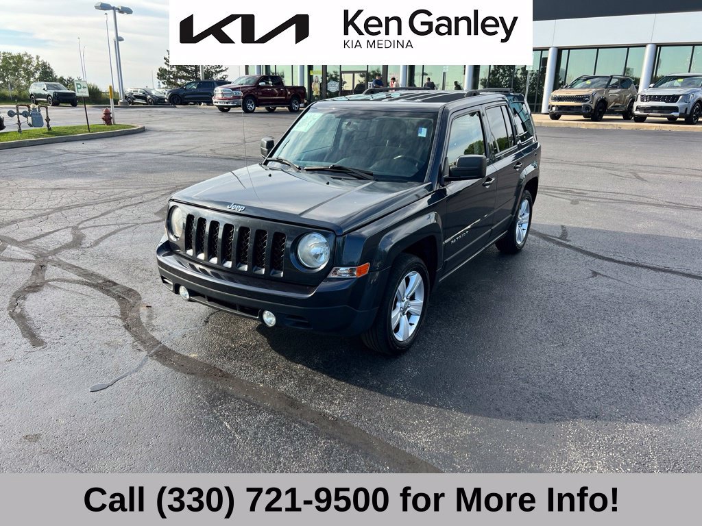 Used 2014 Jeep Patriot Latitude FWD image 2