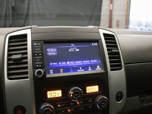 Used 2020 Nissan Frontier SV image 35