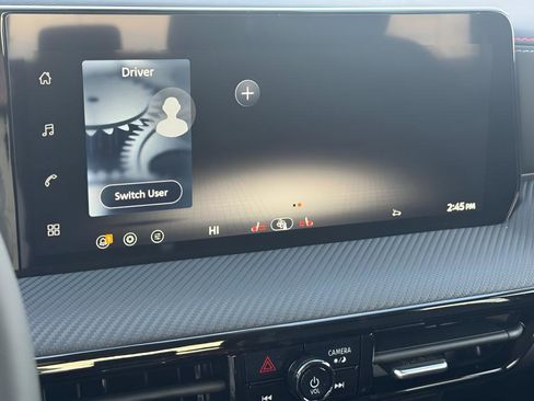 New 2026 Nissan Kicks SR w/ Cold Weather Package AWD/4WD image 24