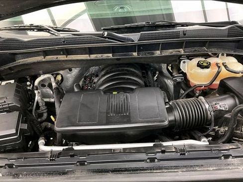 Used 2019 GMC Sierra 1500 SLT w/ SLT Premium Plus Package AWD/4WD image 28