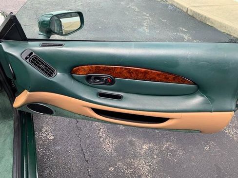Used 1997 Aston Martin DB7 Volante image 20
