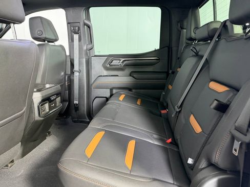 Used 2023 GMC Sierra 1500 AT4 w/ AT4 Preferred Package image 26
