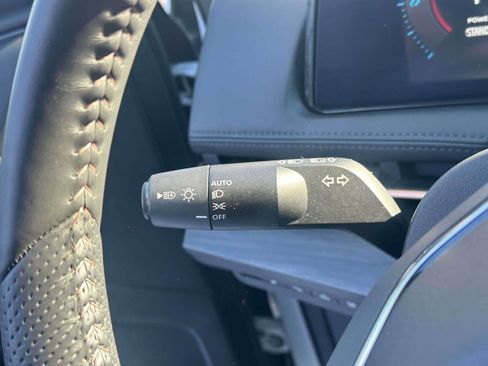 Used 2023 Nissan Ariya AWD image 23