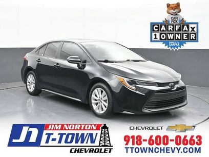 Used 2023 Toyota Corolla LE w/ LE Premium Package