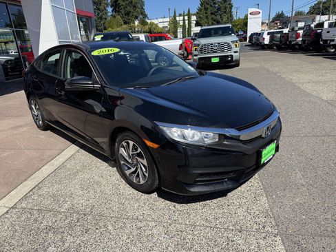 Used 2016 Honda Civic EX image 8