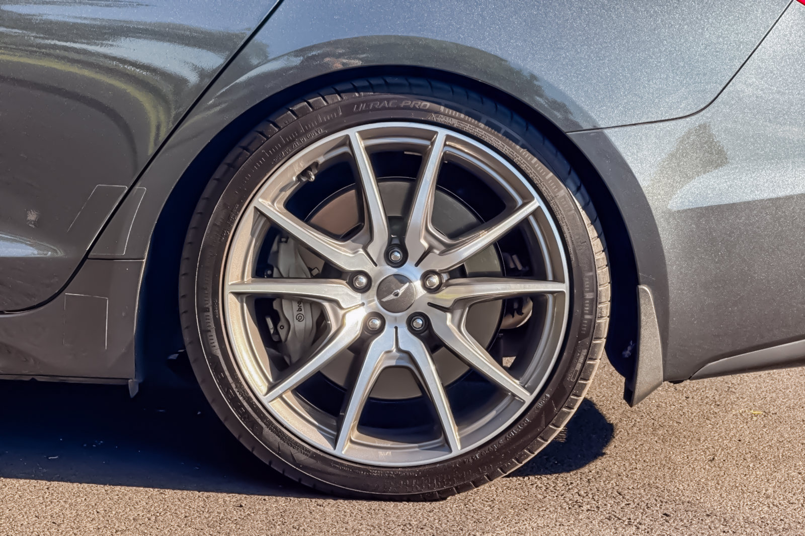 Used 2019 Genesis G70 3.3T Design RWD image 39