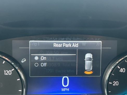 Used 2022 Ford Escape SEL AWD/4WD image 28
