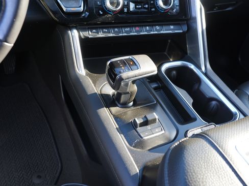 Used 2022 GMC Sierra 1500 Denali w/ Technology Package image 27