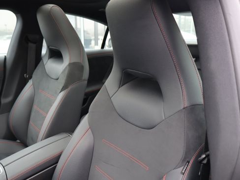 Certified 2025 Mercedes-Benz CLA 250 image 11