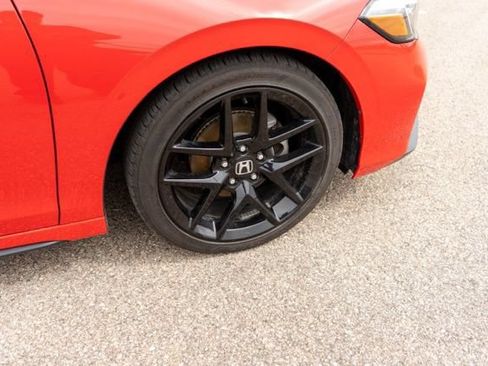 Used 2023 Honda Civic Sport image 4