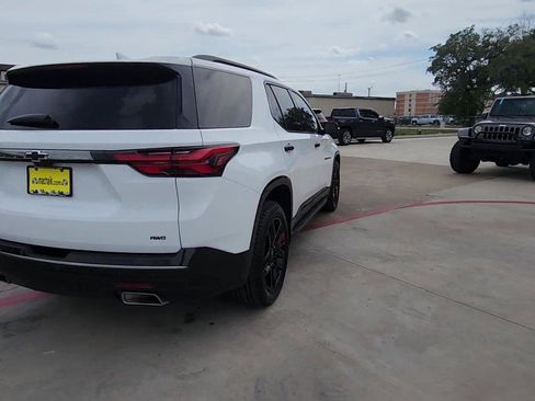 Certified 2022 Chevrolet Traverse Premier w/ Redline Edition AWD/4WD image 8