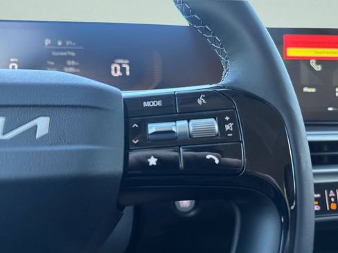 New 2026 Kia Sorento S FWD image 30