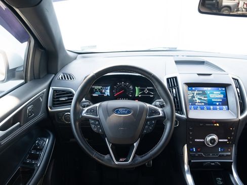 Used 2020 Ford Edge ST w/ Equipment Group 401A AWD/4WD image 2