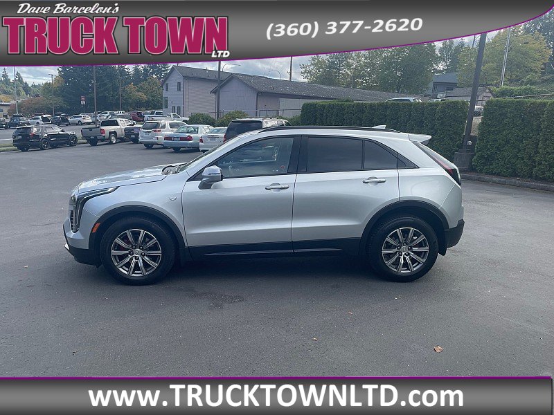 Used 2021 Cadillac XT4 Sport AWD/4WD image 2