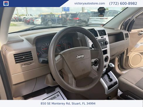Used 2008 Jeep Compass Sport FWD image 19