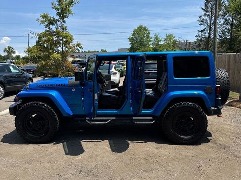 Used 2016 Jeep Wrangler Unlimited Rubicon AWD/4WD image 26