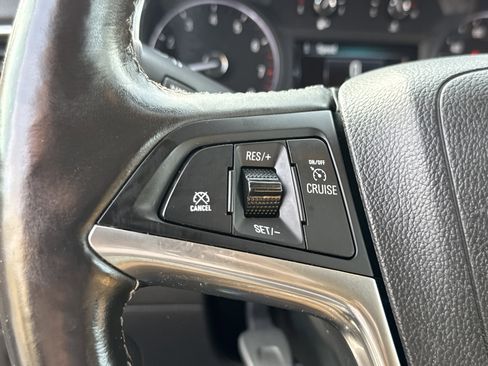 Used 2018 Buick Encore Essence image 19