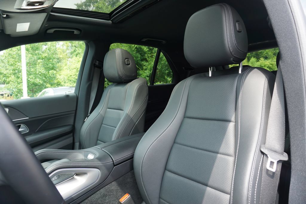 Certified 2025 Mercedes-Benz GLE 350 4MATIC image 13