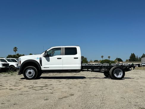New 2025 Ford F450 XL w/ XL Chrome Package image 7