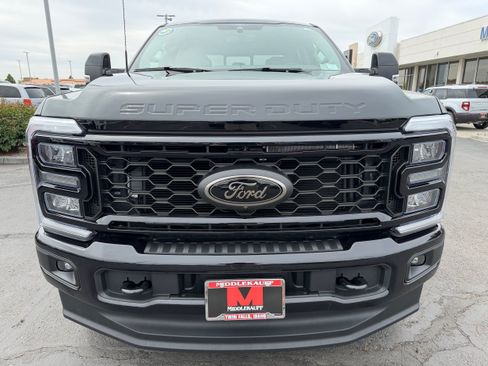 New 2026 Ford F350 Lariat w/ Black Appearance Package AWD/4WD image 8