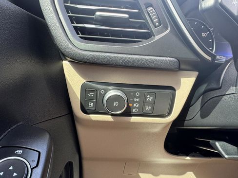 Used 2021 Ford Escape SEL FWD image 19