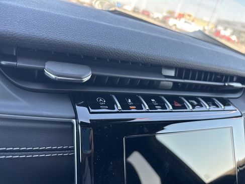 New 2026 Jeep Grand Cherokee L Laredo w/ MOPAR Finishing Package image 15