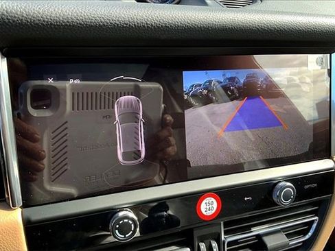 Certified 2026 Porsche Macan image 35