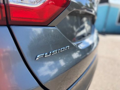 Used 2013 Ford Fusion SE FWD image 26