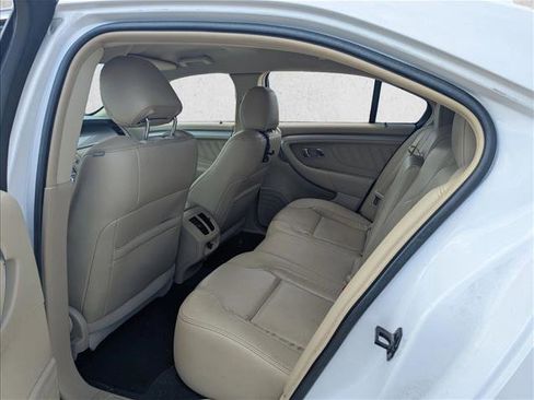 Used 2018 Ford Taurus SEL w/ Equipment Group 201A image 12