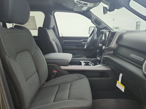 New 2026 RAM 1500 Big Horn AWD/4WD image 30