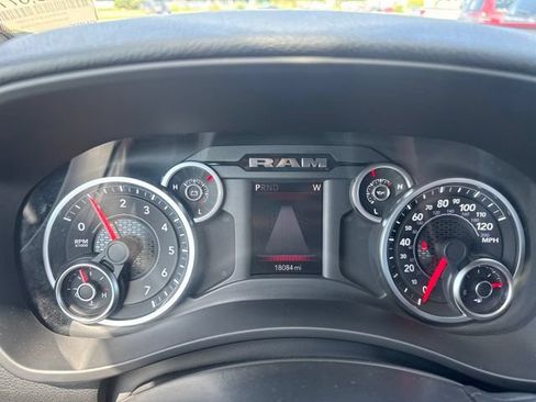 Used 2026 RAM 2500 Big Horn AWD/4WD image 8