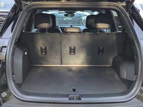 New 2026 Chevrolet Equinox LT w/ Convenience Package II FWD image 14