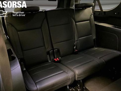 Certified 2024 Chevrolet Suburban High Country w/ Advanced Technology Package AWD/4WD image 27