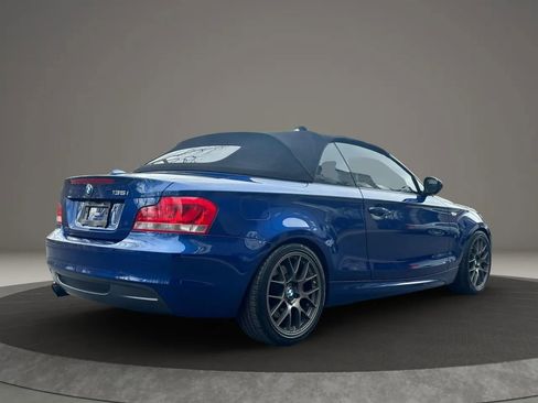 Used 2012 BMW 135i Convertible image 4