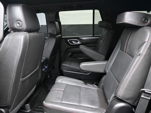 Used 2024 Chevrolet Tahoe RST w/ Luxury Package AWD/4WD image 19