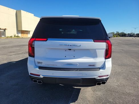 New 2026 GMC Yukon Denali image 6