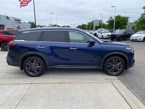 Used 2025 INFINITI QX60 Luxe AWD/4WD image 2