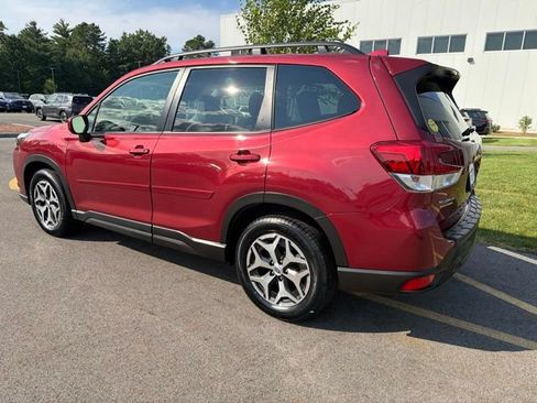 Used 2023 Subaru Forester Premium AWD/4WD image 7