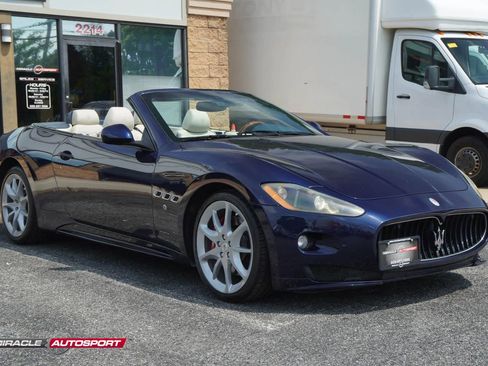Used 2012 Maserati GranTurismo Sport image 9
