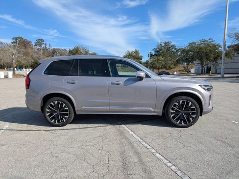 New 2026 Volvo XC90 B6 Plus w/ Protection Package Premier AWD/4WD image 7