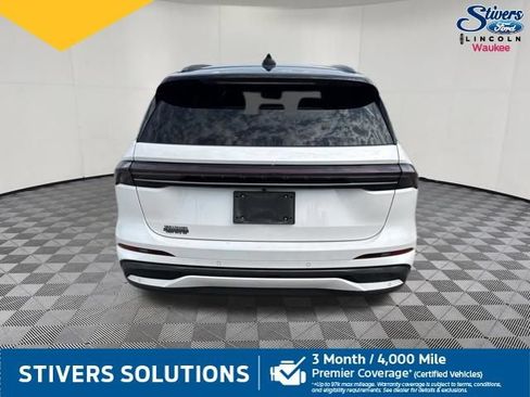 Used 2025 Lincoln Nautilus Reserve w/ Jet Appearance Package AWD/4WD image 8