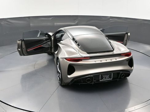 New 2026 Lotus Emira SE RWD image 33