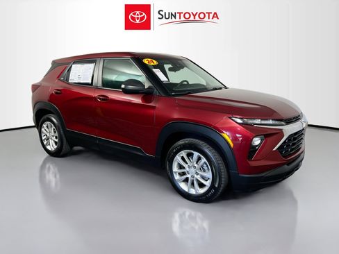 Used 2024 Chevrolet TrailBlazer LS w/ LS Convenience Package FWD image 1