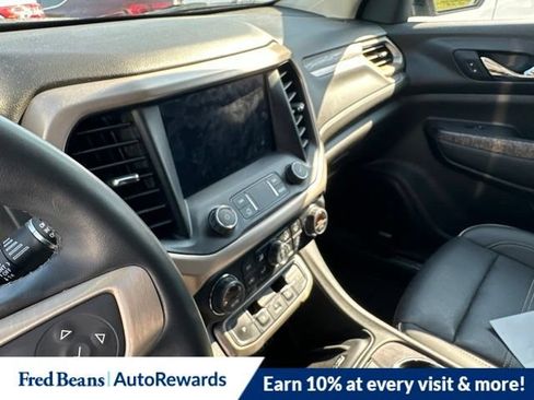 Used 2023 GMC Acadia Denali w/ Denali Technology Package AWD/4WD image 9