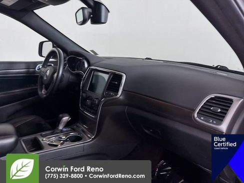Used 2018 Jeep Grand Cherokee Altitude AWD/4WD image 31